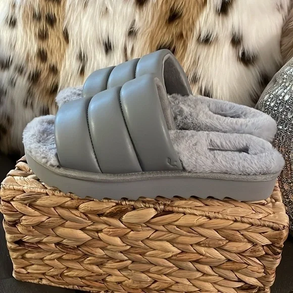 NWOT KOOLABURRA BY UGG SLIP ONS WOMEN SIZE 10 GRAY - Picture 4 of 7